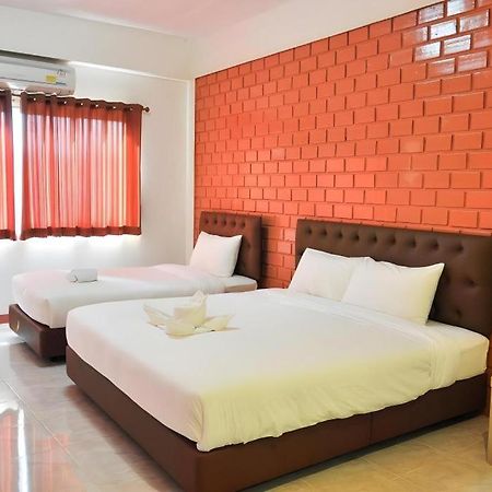 Bussarakam Place Hotel จันทบุรี ภายนอก รูปภาพ