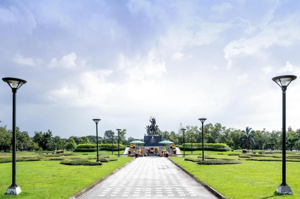 Bussarakam Place Hotel จันทบุรี ภายนอก รูปภาพ