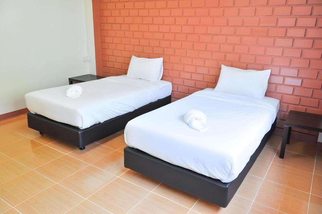 Bussarakam Place Hotel จันทบุรี ภายนอก รูปภาพ